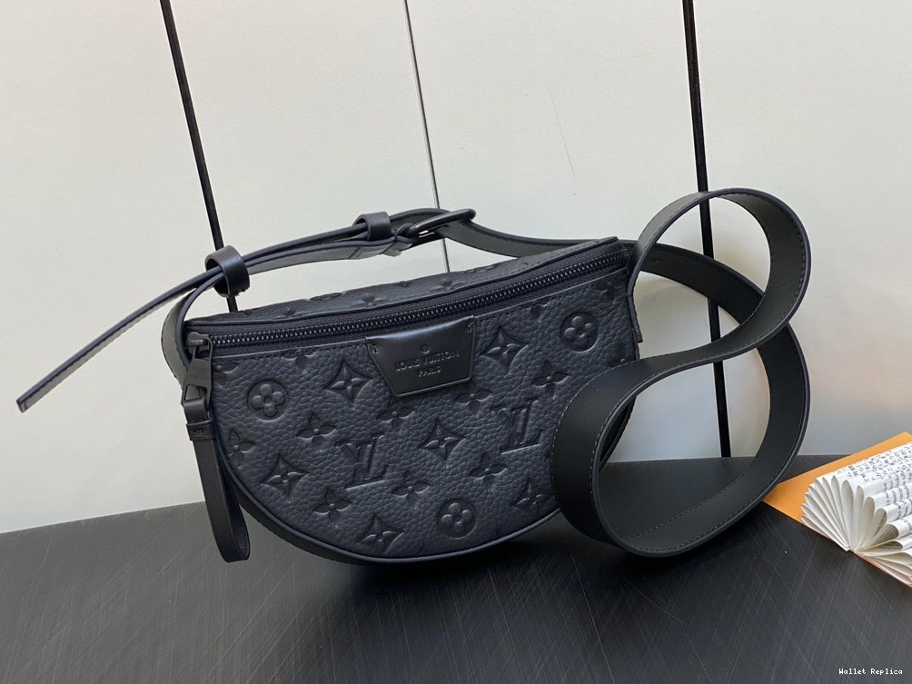 Affordable Moon LOUIS VUITTON Crossbody 0707